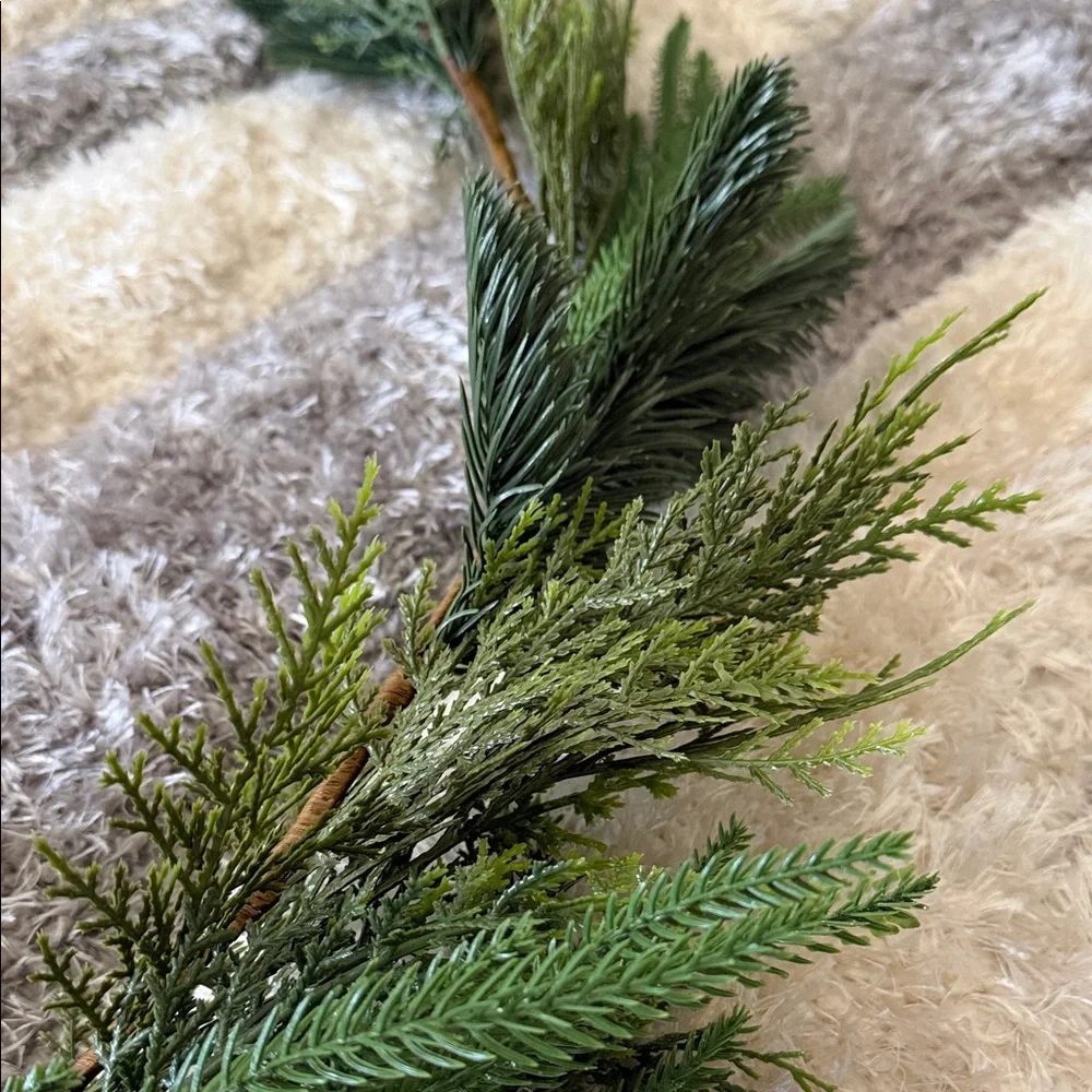 Artificial Green Pine Garland